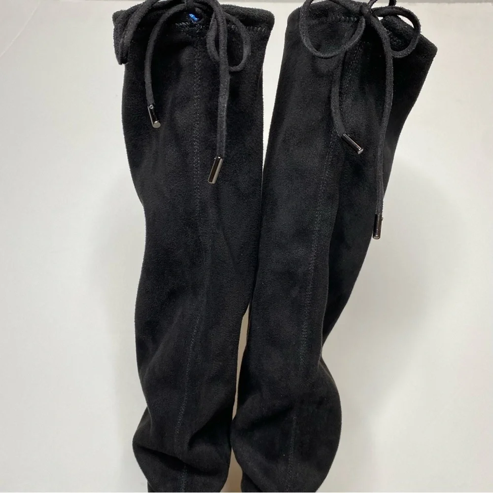 Blondo black suede